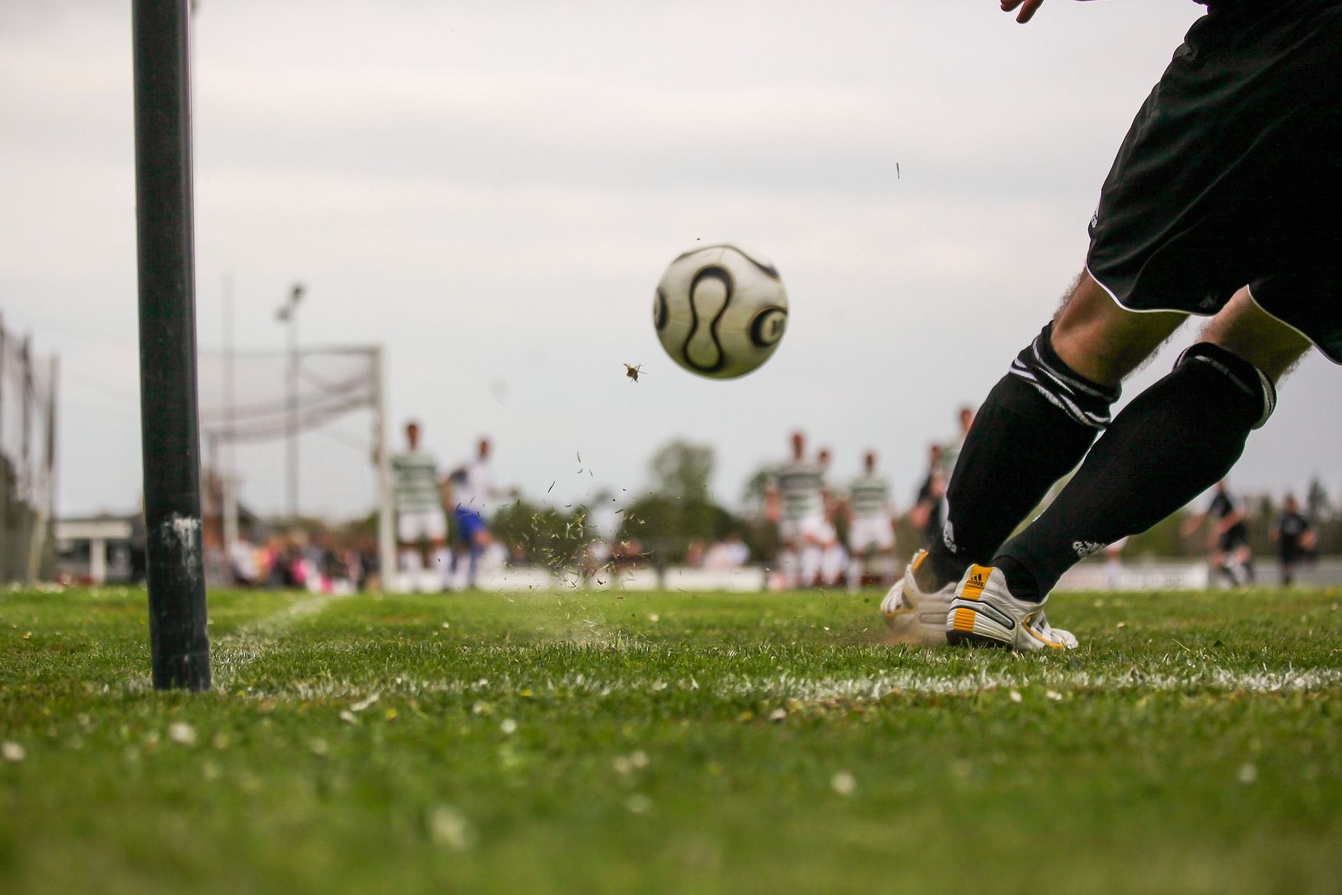 Männerfußball Ist Mehr Wert Als Frauenfußball