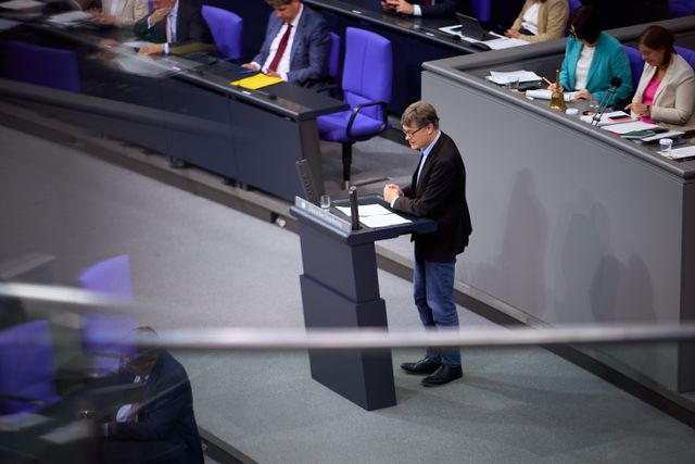 Mehr Transparenz für Kreditfonds: Frühe Regeln verhindern Finanzkrisen