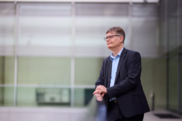 Bundesregierung muss bei möglicher Commerzbank-Übernahme aktiv werden